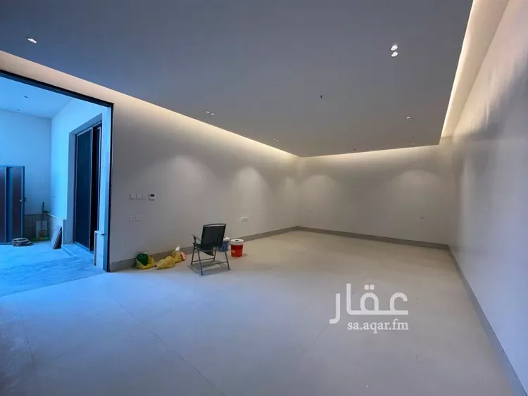 فيلا للبيع في شارع أبي الحسن الأسفرائيني, حي المهدية, مدينة الرياض, منطقة الرياض 9