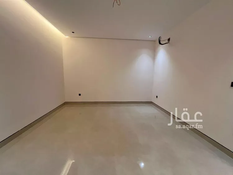 فيلا للبيع في شارع أبي زرعة الهمذاني, حي المهدية, مدينة الرياض, منطقة الرياض 17