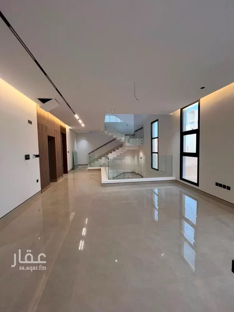 فيلا للبيع في شارع أبي زرعة الهمذاني, حي المهدية, مدينة الرياض, منطقة الرياض 25