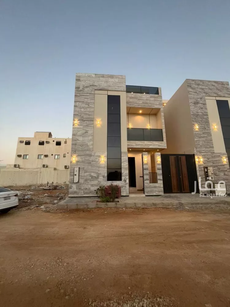 Villa for Sale in Riyadh Al Mahdiyah صورة 3
