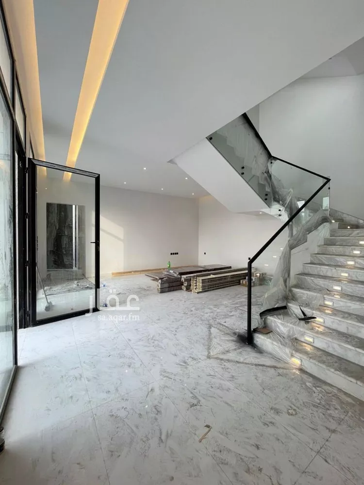 Villa for Sale in Riyadh Al Mahdiyah صورة 3