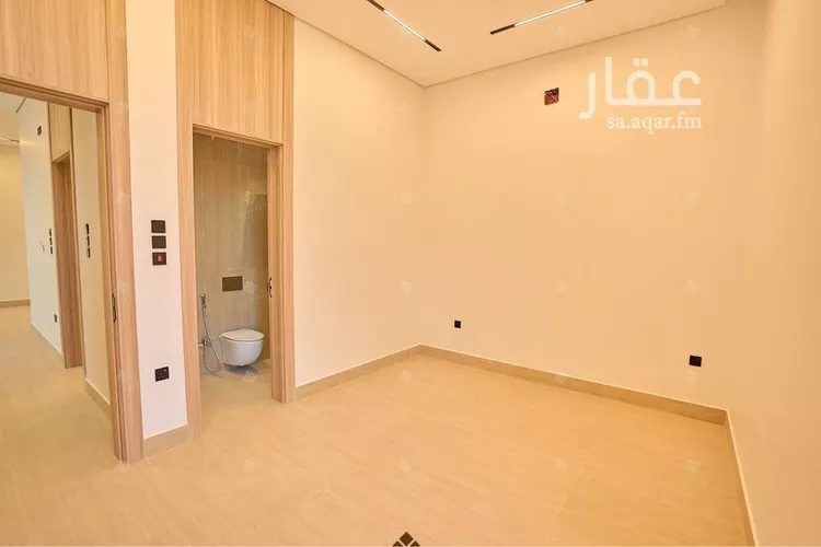 فيلا للبيع في شارع أحمد بن الحسن الأنصاري, حي المهدية, مدينة الرياض, منطقة الرياض 9