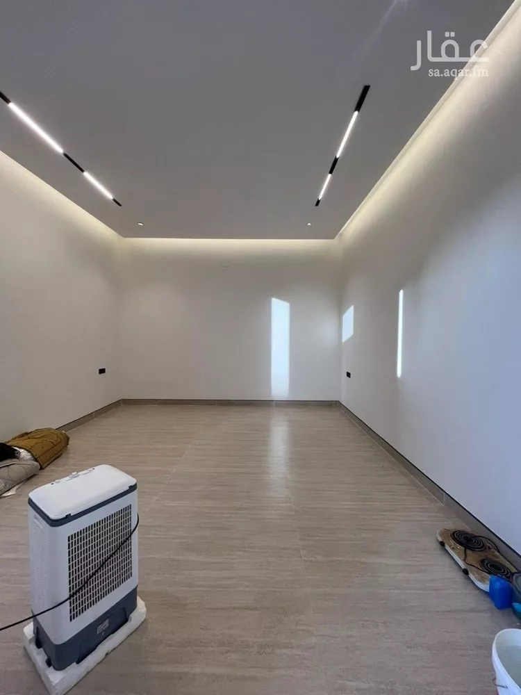 فيلا للبيع في شارع أبي العباس الصقلي, حي المهدية, مدينة الرياض, منطقة الرياض صورة 5