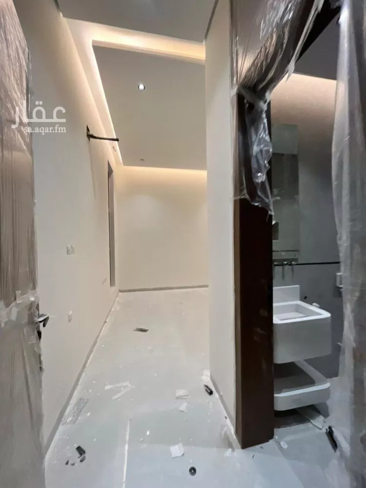 فيلا للبيع في شارع أبي زرعة الهمذاني, حي المهدية, مدينة الرياض, منطقة الرياض 18