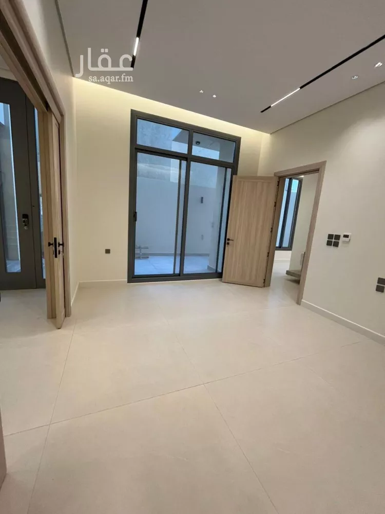 فيلا للبيع في شارع ابن سحيم, حي المهدية, مدينة الرياض, منطقة الرياض 9