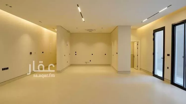 دور للبيع في شارع صهيب أبي موسى, حي العارض, مدينة الرياض, منطقة الرياض صورة 4