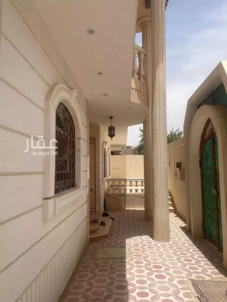 فيلا للبيع في شارع الدوحة, حي لبن, مدينة الرياض, منطقة الرياض