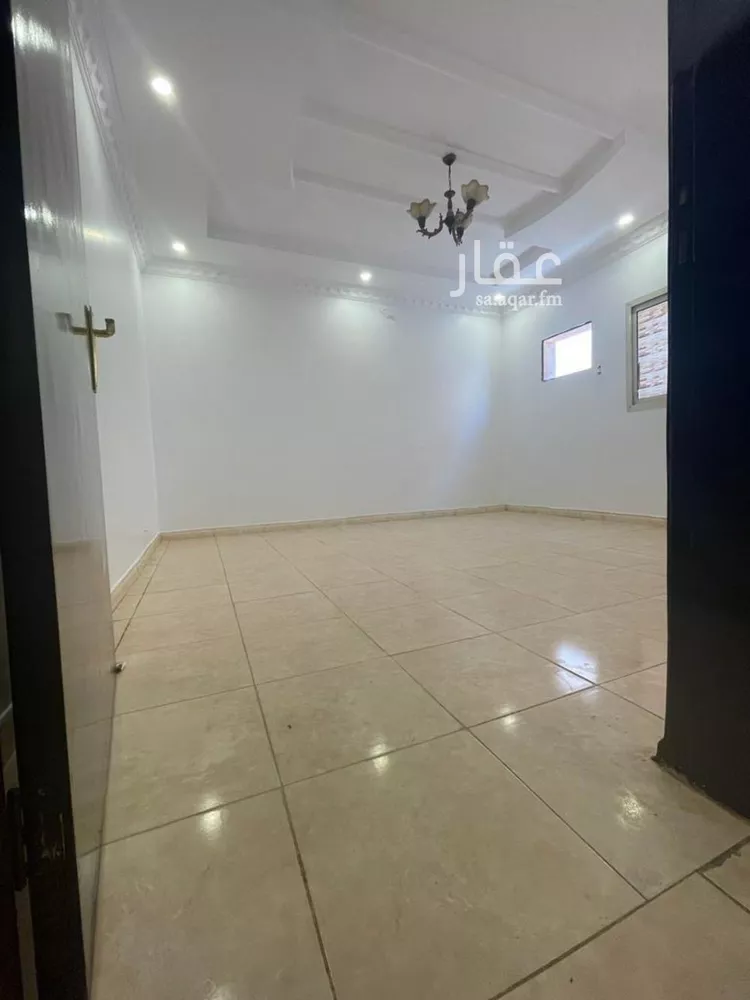 شقة للإيجار في شارع السلطان قابوس بن سعيد, حي المعيزيلة, مدينة الرياض, منطقة الرياض