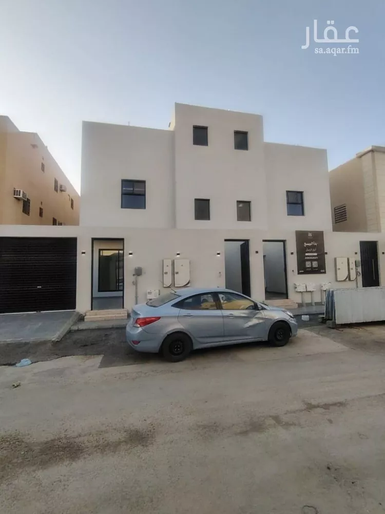 دور للبيع في شارع أبي عمر بن عفيف, حي الرمال, مدينة الرياض, منطقة الرياض