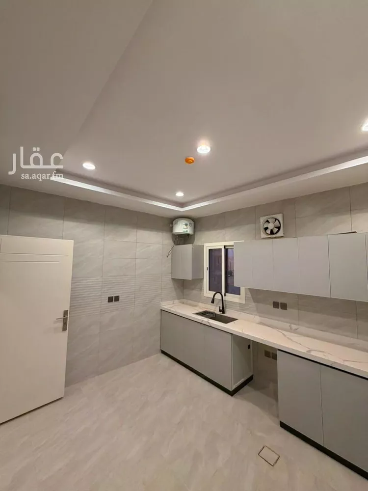 عمارة للإيجار في شارع السيل الكبير, حي المهدية, مدينة الرياض, منطقة الرياض 14