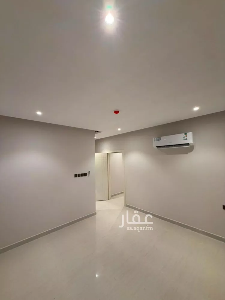 عمارة للإيجار في شارع السيل الكبير, حي المهدية, مدينة الرياض, منطقة الرياض 7