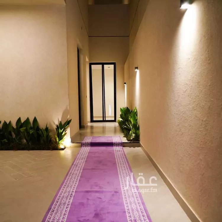 Floor for Sale in Riyadh Al Arid 11