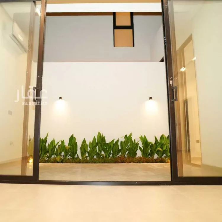 Floor for Sale in Riyadh Al Arid 23
