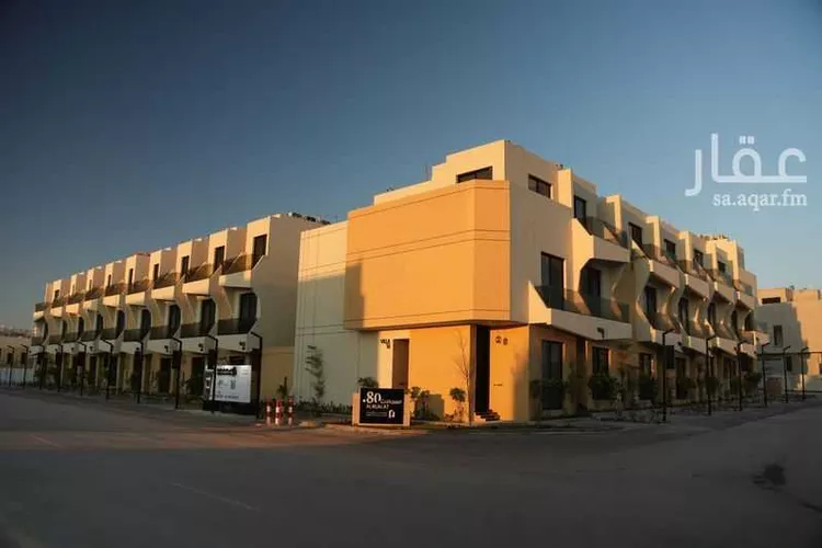 فيلا للبيع في شارع المنتصر, حي النرجس, مدينة الرياض, منطقة الرياض صورة 2