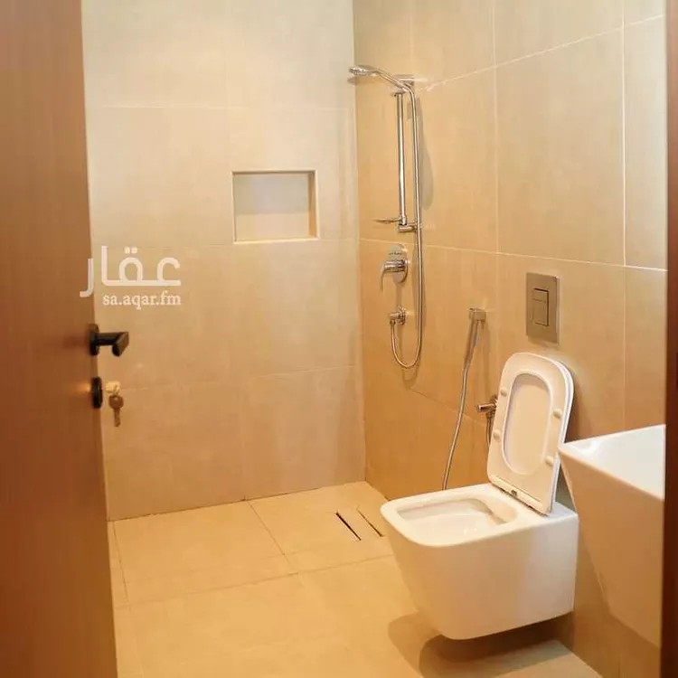 Floor for Sale in Riyadh Al Arid 22