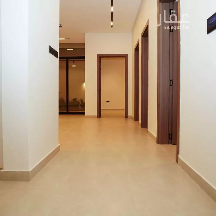 Floor for Sale in Riyadh Al Arid 19