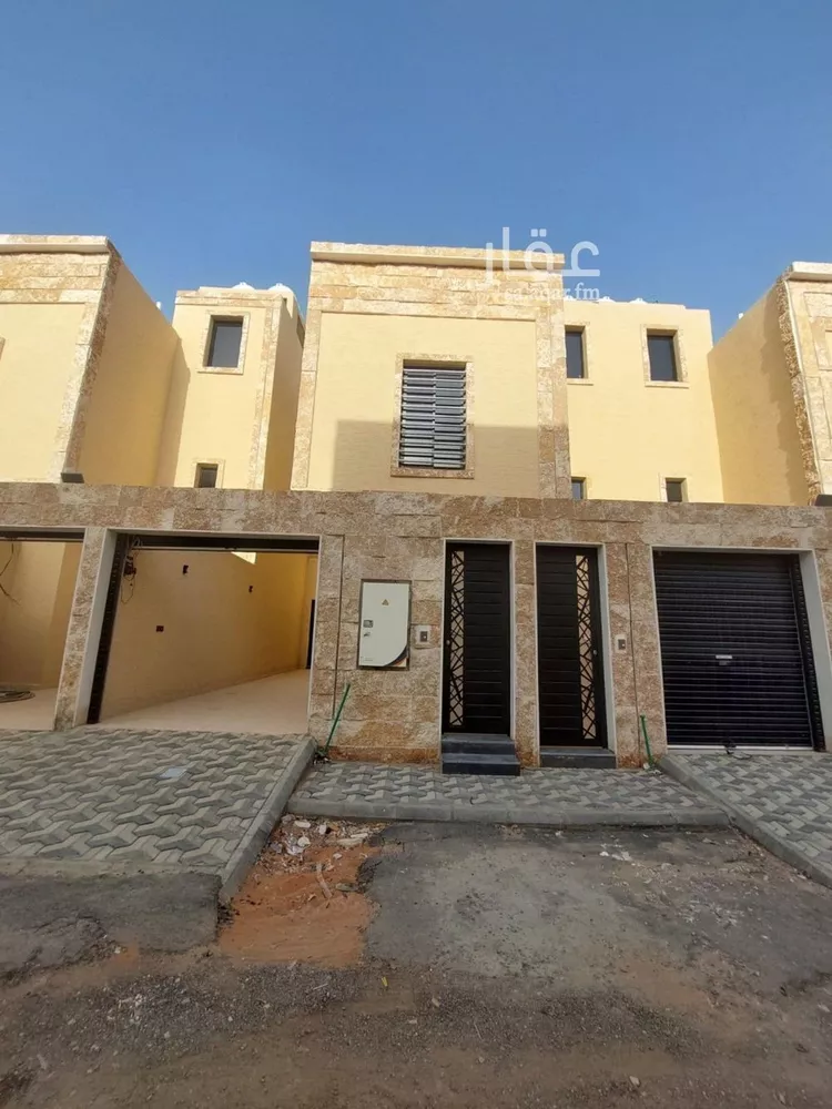 Floor for Sale in Riyadh Tuwaiq