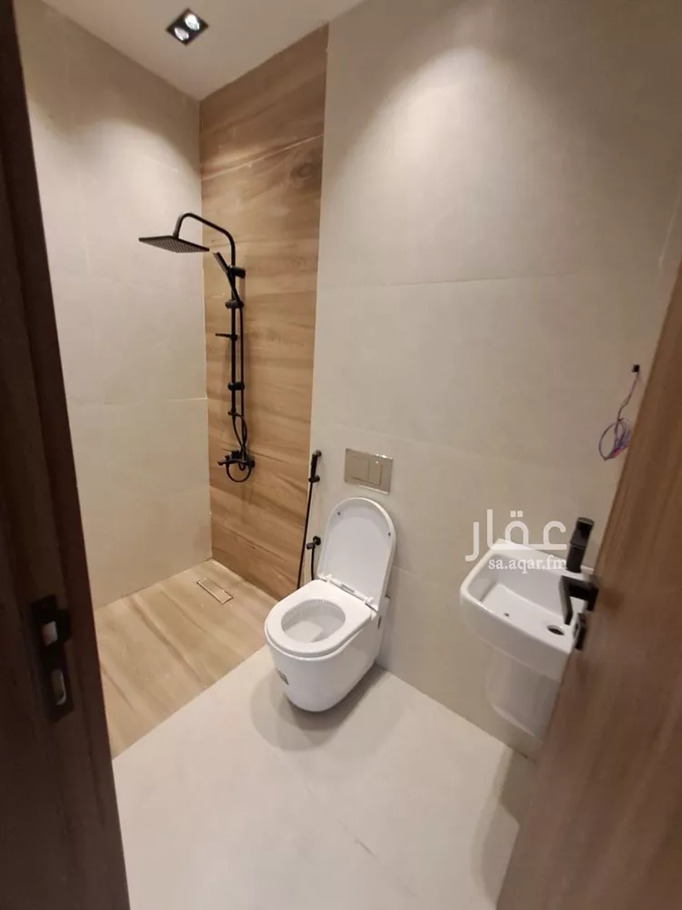 دور للبيع في شارع الرحال بن عزرة, حي السويدي, مدينة الرياض, منطقة الرياض 9