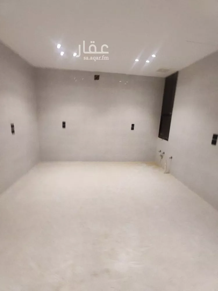 فيلا للبيع في شارع محمد بن أحمد الفاسي, حي المهدية, مدينة الرياض, منطقة الرياض 10