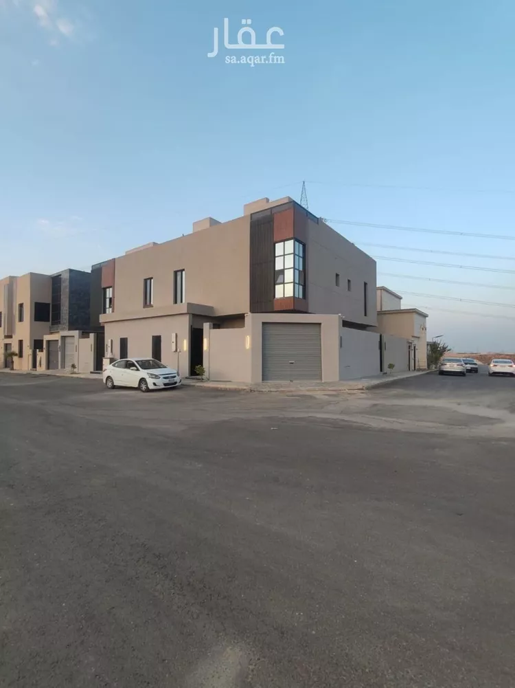 فيلا للبيع في شارع محمد بن أحمد الفاسي, حي المهدية, مدينة الرياض, منطقة الرياض