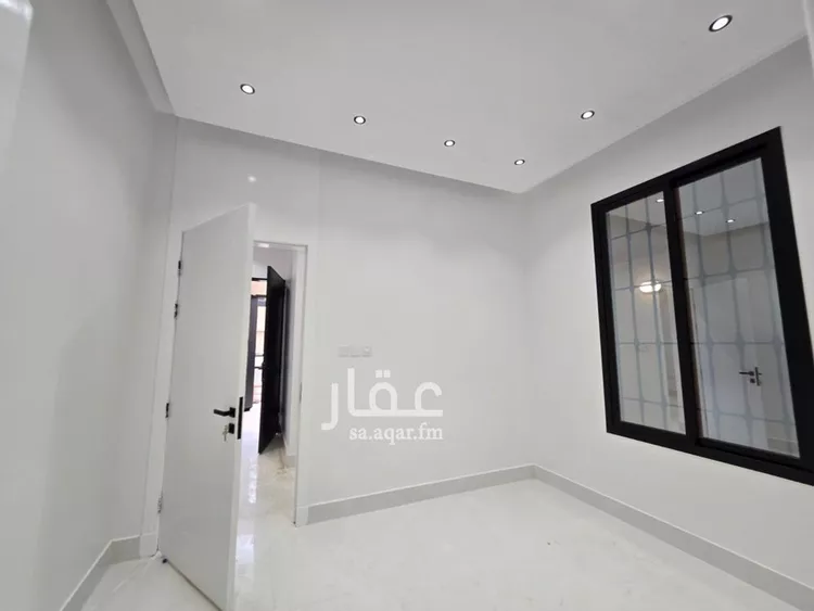 فيلا للبيع في شارع الحسيبي, حي العريجاء الغربي, مدينة الرياض, منطقة الرياض صورة 5