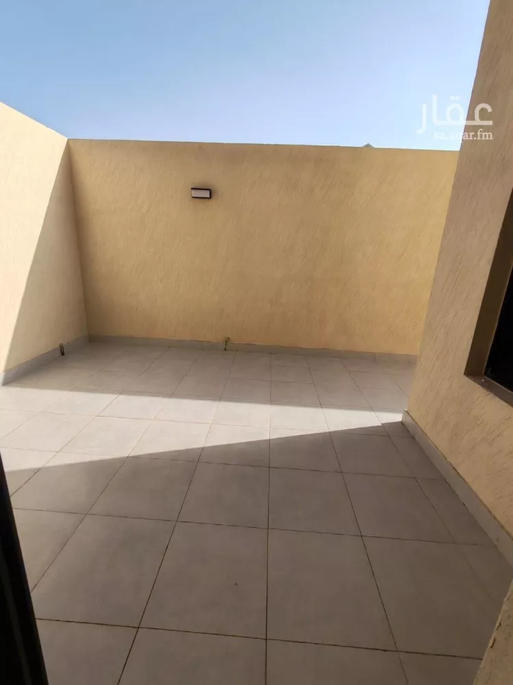 دور للبيع في شارع جبل أجياد, حي ضاحية نمار, مدينة الرياض, منطقة الرياض 14