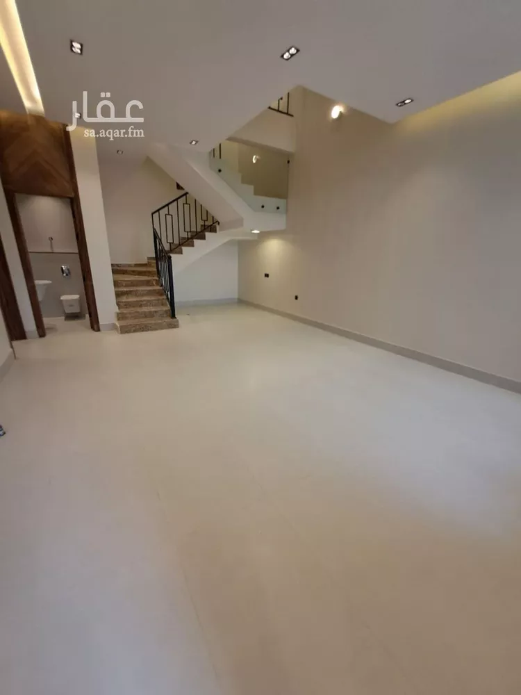فيلا للبيع في شارع القطيم, حي الحزم, مدينة الرياض, منطقة الرياض 8