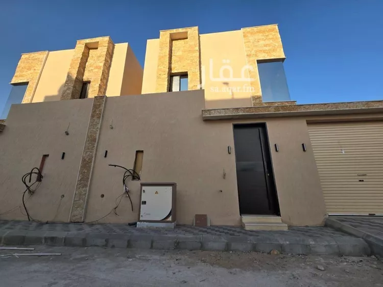 Villa for Sale in Riyadh Al Uraija Al Gharbiyah