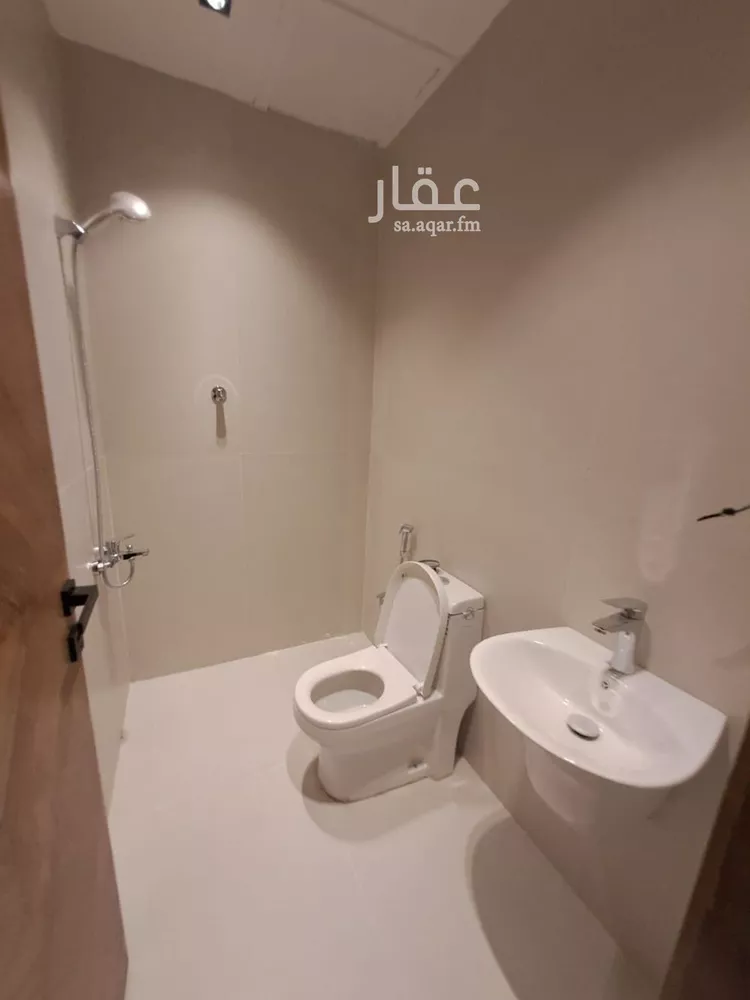 فيلا للبيع في شارع القطيم, حي الحزم, مدينة الرياض, منطقة الرياض 13