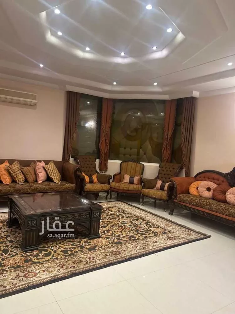 فيلا للبيع في شارع الخزرج, حي لبن, مدينة الرياض, منطقة الرياض صورة 5