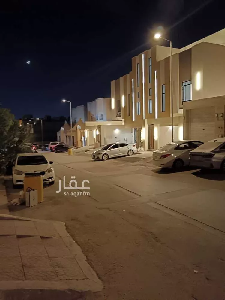 دور للبيع في شارع المدارات, حي الحزم, مدينة الرياض, منطقة الرياض صورة 3