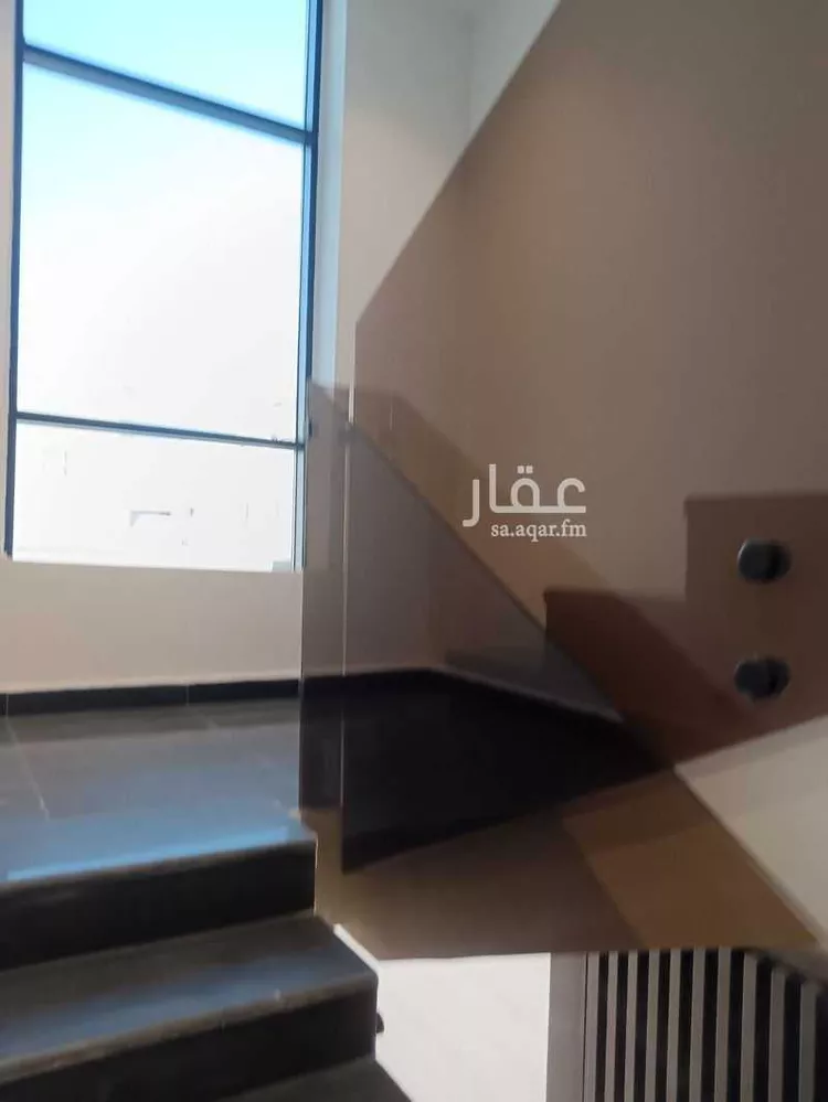 دور للبيع في شارع عبدالجليل الأوسي, حي ظهرة البديعة, مدينة الرياض, منطقة الرياض 9