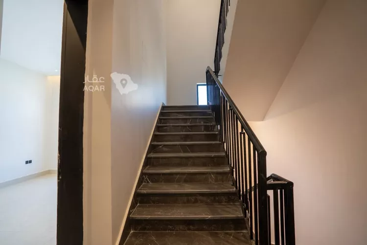 شقة للبيع في شارع هضبة نجد, حي ظهرة البديعة, مدينة الرياض, منطقة الرياض 2