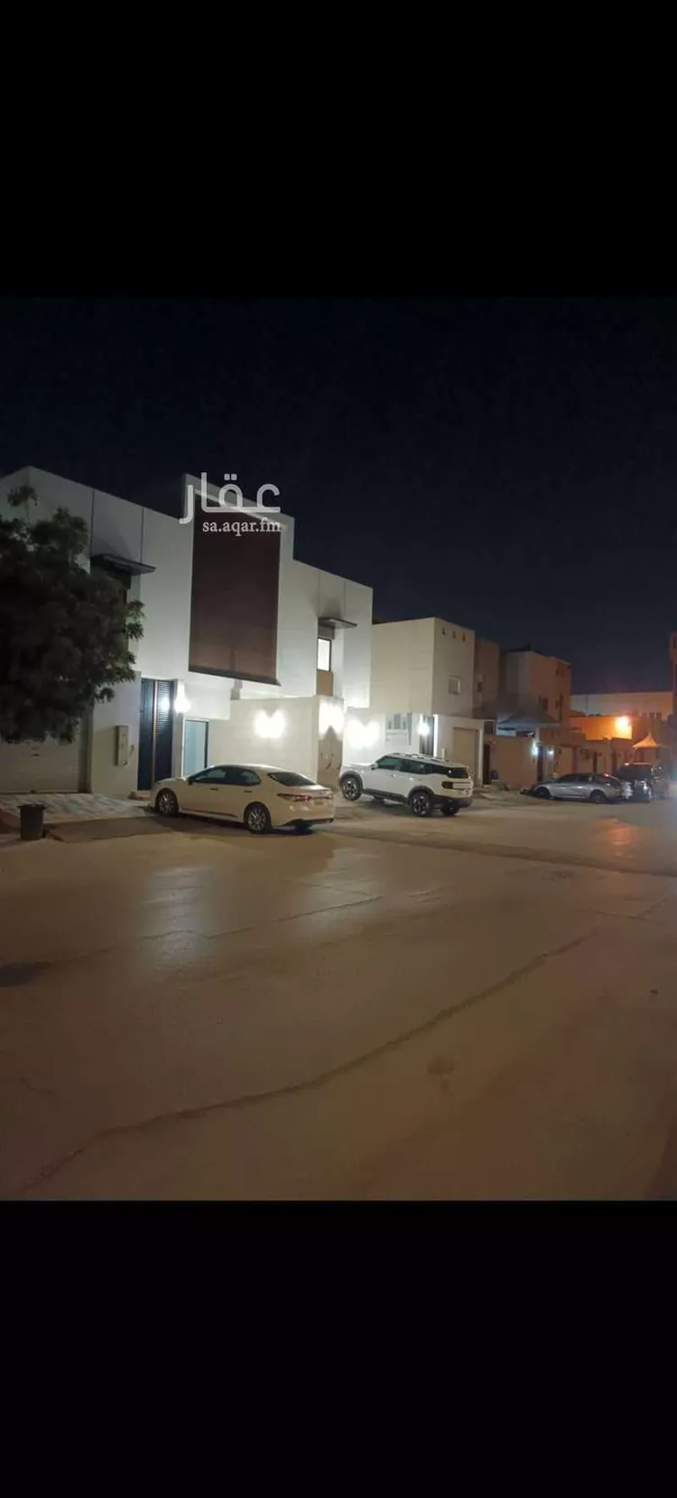 Floor for Sale in Riyadh Al Uraija Al Wusta