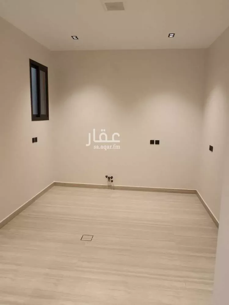 دور للبيع في شارع عبدالجليل الأوسي, حي ظهرة البديعة, مدينة الرياض, منطقة الرياض 12