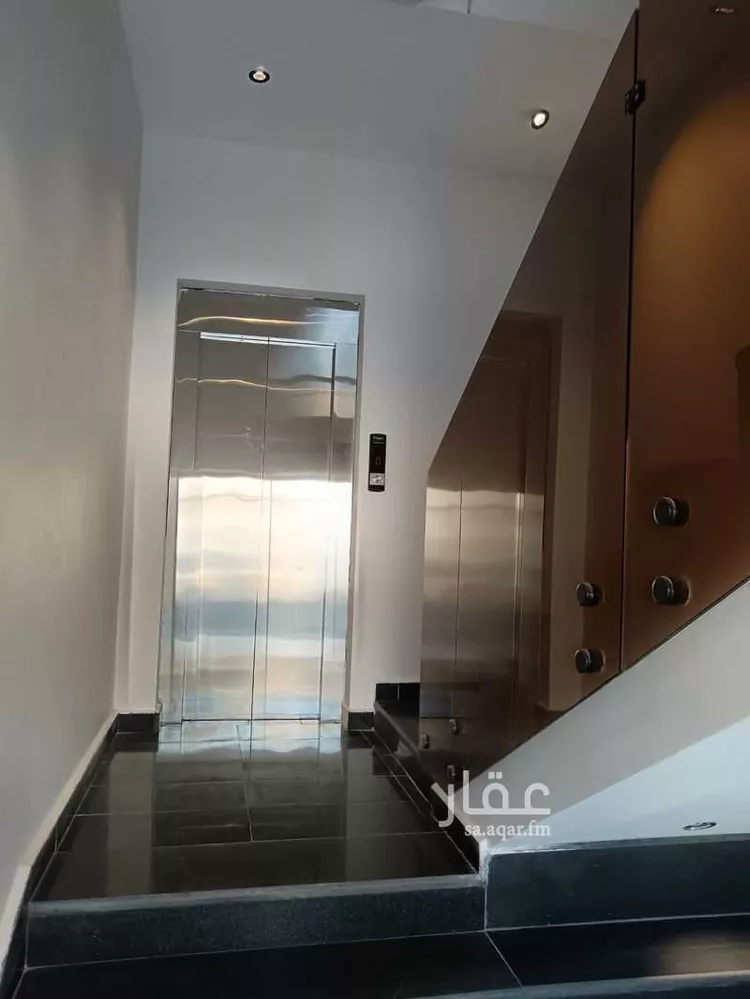 دور للبيع في شارع عبدالجليل الأوسي, حي ظهرة البديعة, مدينة الرياض, منطقة الرياض 6