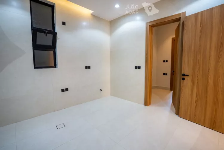 Floor for Sale in Riyadh Dhahrat Al Badi'ah 8