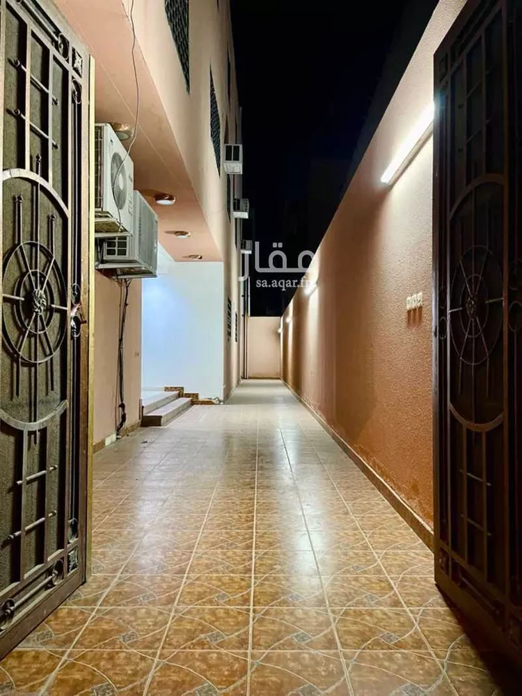 عمارة للبيع في شارع الشفا, حي ظهرة لبن, مدينة الرياض, منطقة الرياض صورة 2