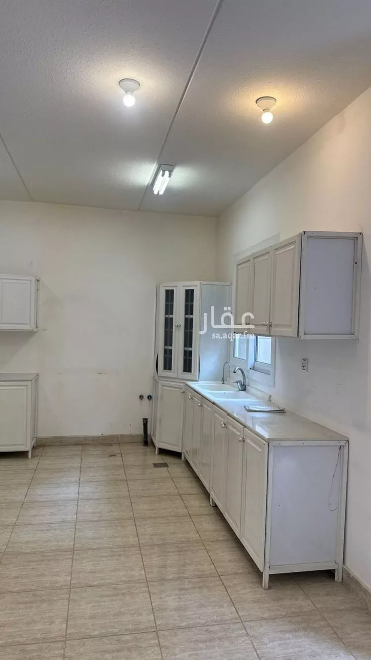 فيلا للإيجار في شارع 15 , حي مطار الملك خالد الدولي, مدينة الرياض, منطقة الرياض