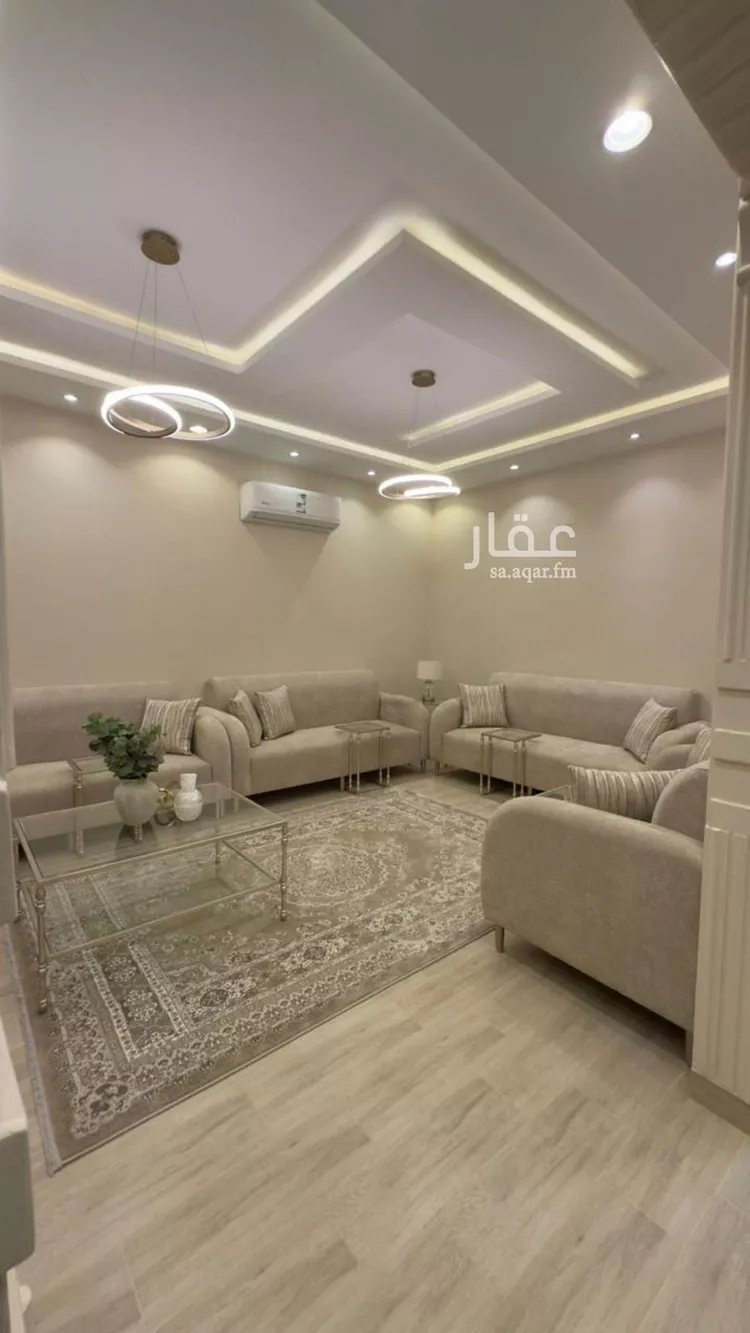 فيلا للإيجار في شارع حسين الجزيري, حي المهدية, مدينة الرياض, منطقة الرياض صورة 2