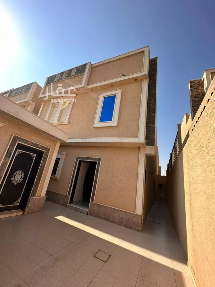 فيلا للبيع في شارع رقم 180, حي المونسية, مدينة الرياض, منطقة الرياض صورة 2