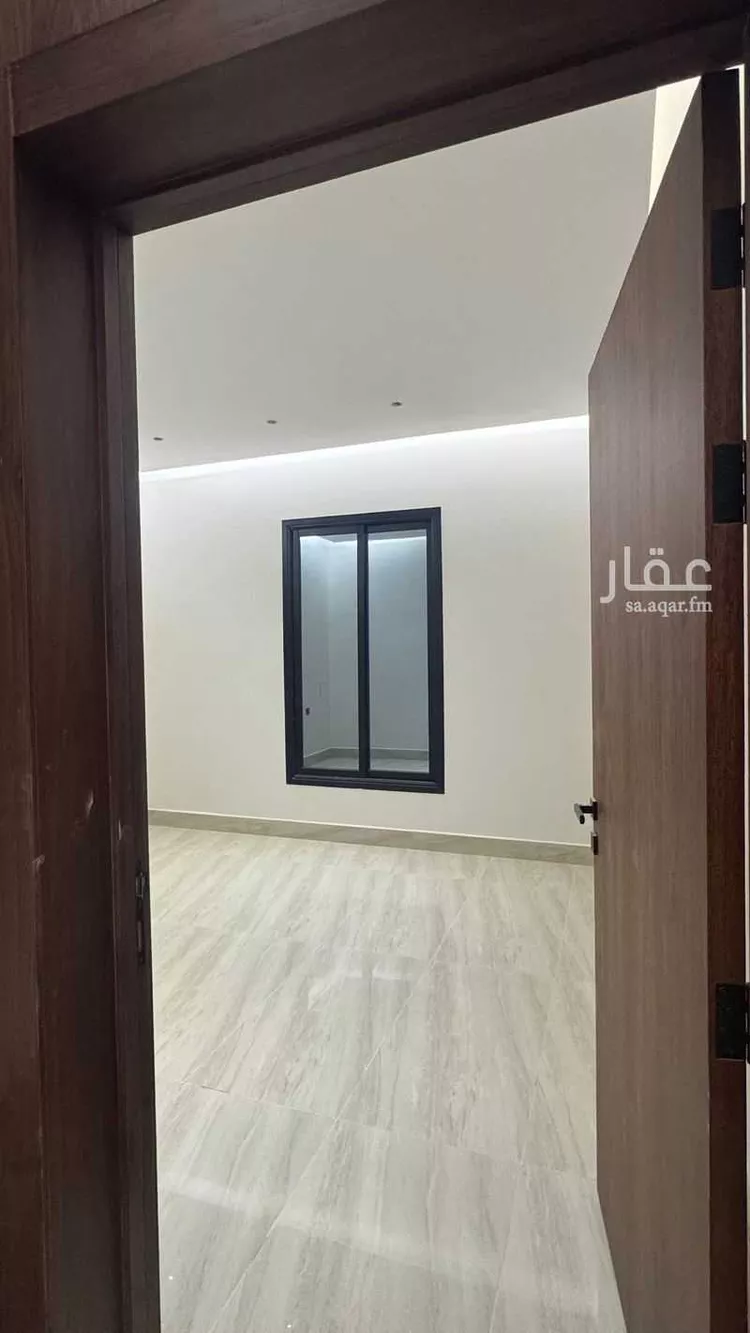 Floor for Sale in Riyadh Dirab 9