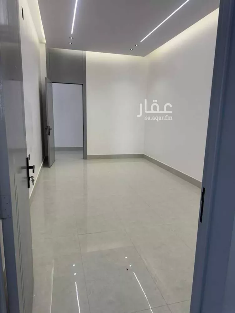 Floor for Sale in Riyadh Dirab صورة 3