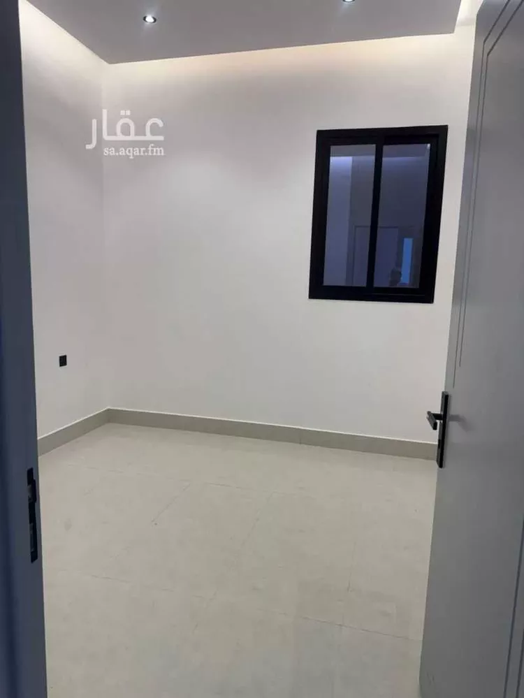Floor for Sale in Riyadh Dirab 6