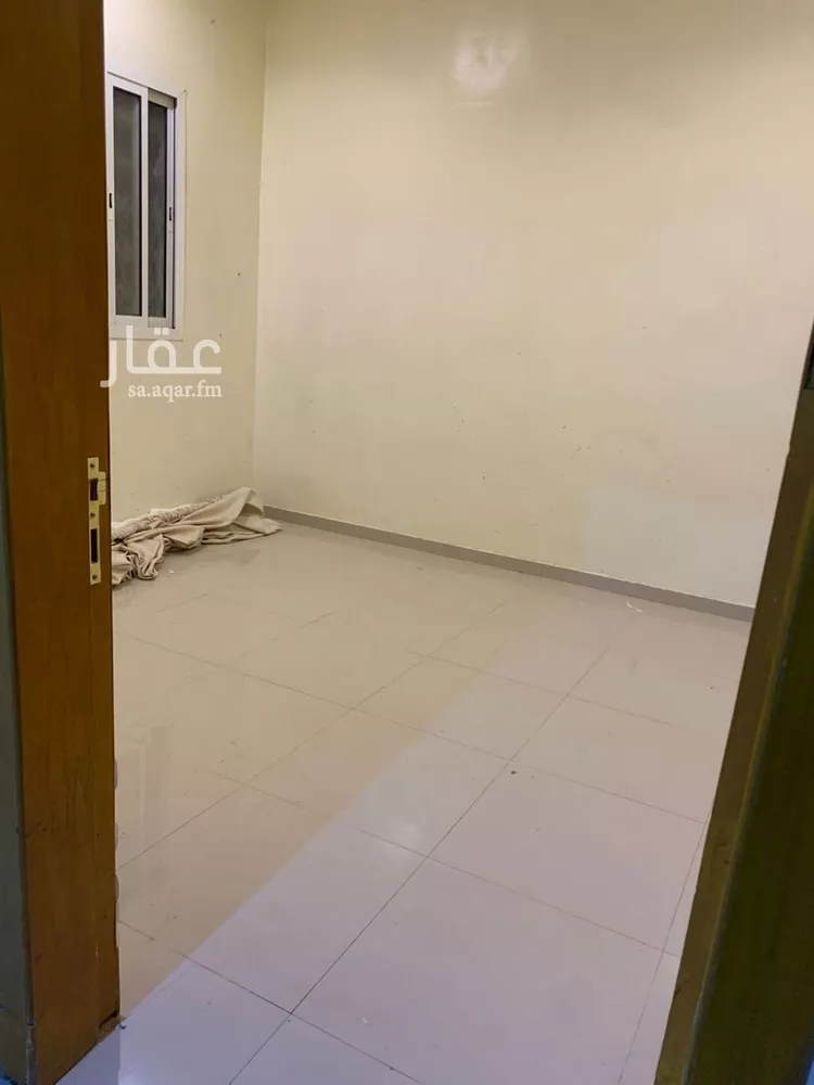 دور للبيع في شارع أبي عبدالله النحوي, حي بدر, مدينة الرياض, منطقة الرياض صورة 2