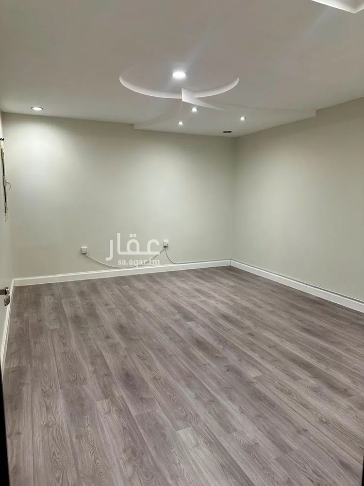 شقة للإيجار في شارع خلف بن معدان, حي بدر, مدينة الرياض, منطقة الرياض 12