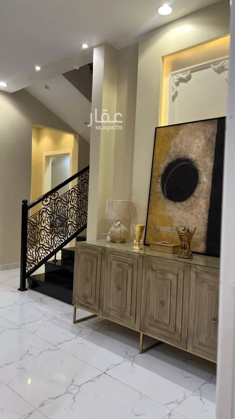 فيلا للبيع في شارع النخل, حي ظهرة لبن, مدينة الرياض, منطقة الرياض صورة 3