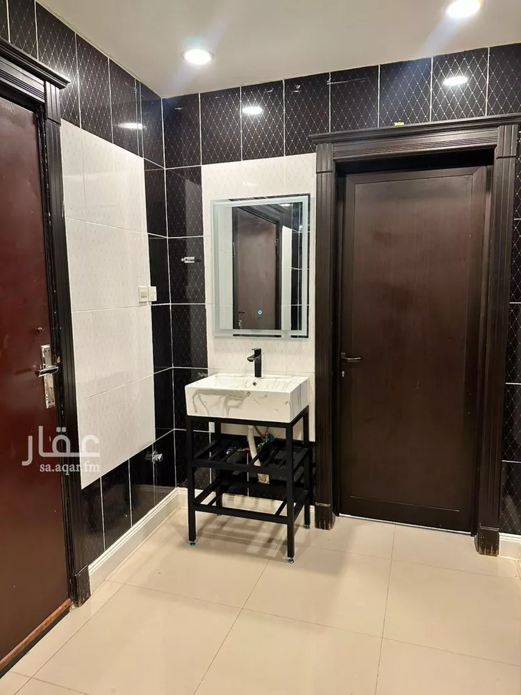 شقة للإيجار في شارع خلف بن معدان, حي بدر, مدينة الرياض, منطقة الرياض صورة 4