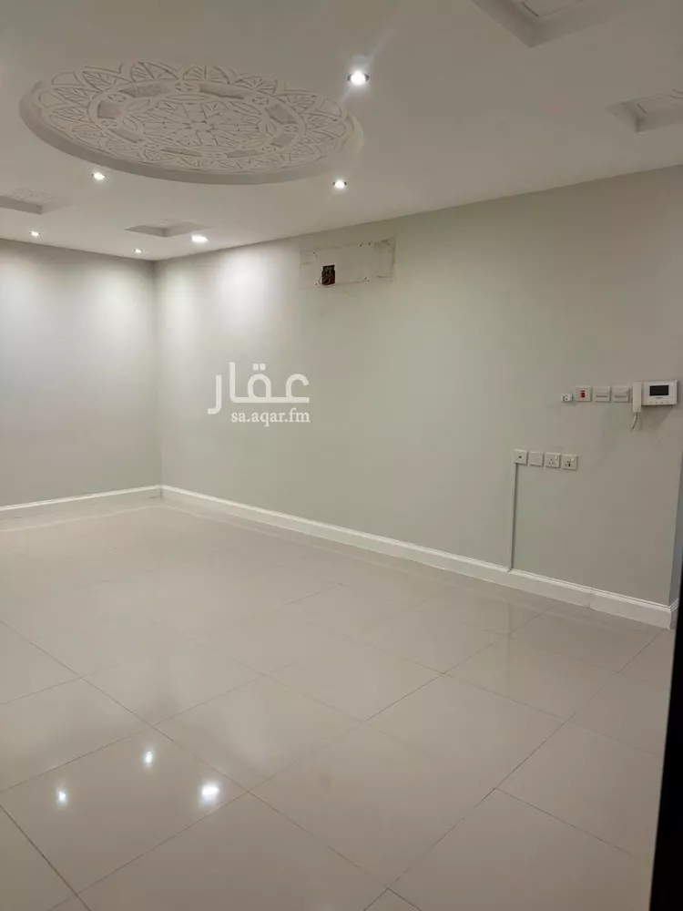 شقة للإيجار في شارع خلف بن معدان, حي بدر, مدينة الرياض, منطقة الرياض 9