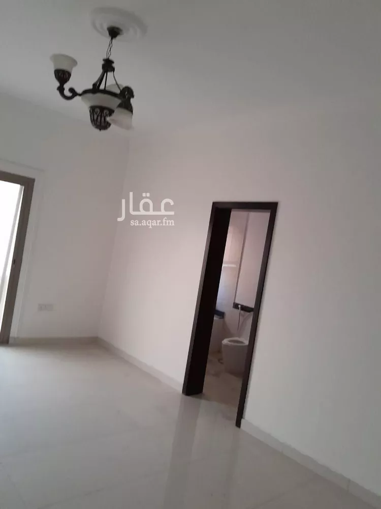 شقة للبيع في شارع القيصومة, حي الحمراء, مدينة الخبر, المنطقة الشرقية 1 صورة